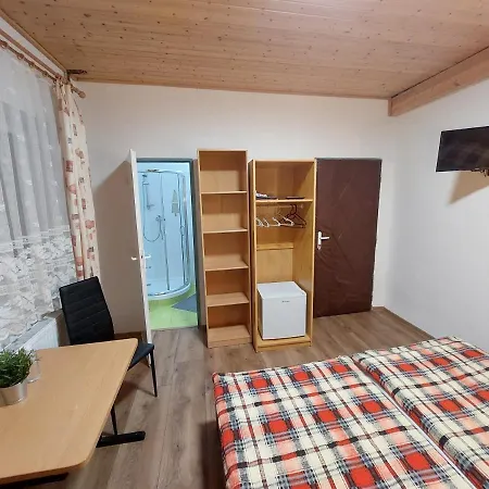 Emilie 게스트하우스 3*